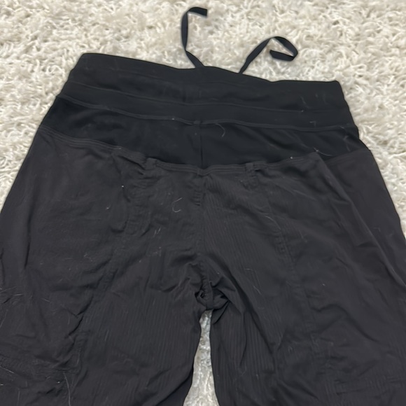 Lulu lemon pants - Picture 3 of 5